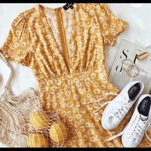 Lulu’s Floral Print Dress- like new